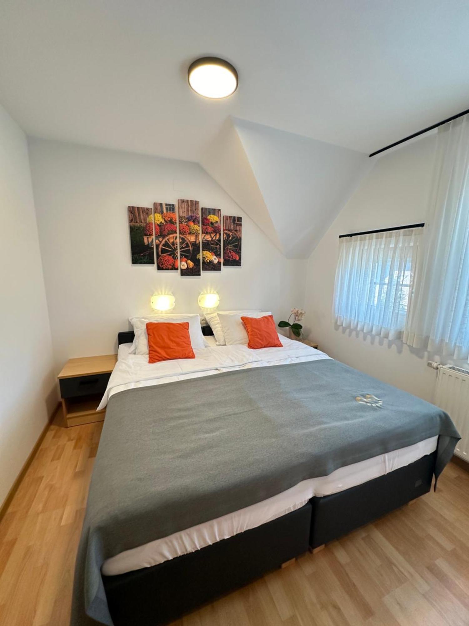Boutique Hotel Loka Škofja Loka Exteriör bild