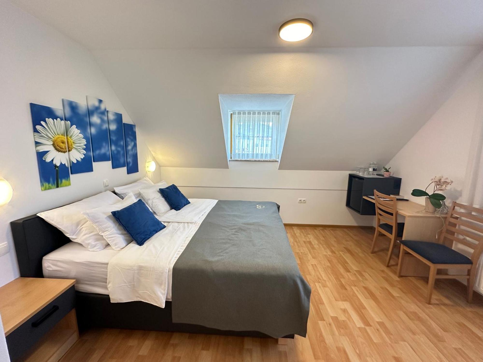 Boutique Hotel Loka Škofja Loka Exteriör bild